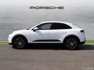 Porsche Macan 4 Electric - Image 4