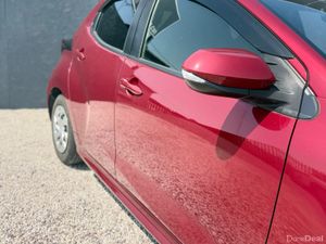 Toyota Yaris 1.0 VVti Automatic Low KM 2021 - Image 3
