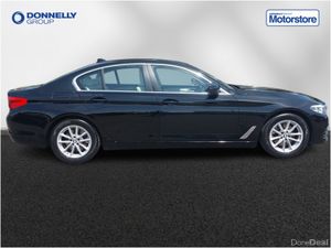 BMW 5 Series Diesel Saloon SE - Image 4