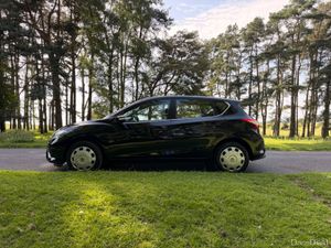 Nissan Pulsar 2015 Low KM - Image 4