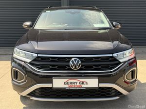 Volkswagen T-Roc LIFE 2.0 TDI MANUAL 6SPEED FWD 11 - Image 2