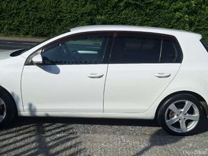 Volkswagen Golf 1.4 TSI DSG HIGHLINE - Image 4