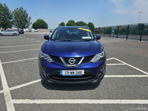 Nissan Qashqai 1.2 PETROL, SVE MODEL, PAN ROOF, LO - Image 3