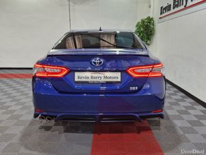 Toyota Camry 2.5 HYBRID WS AUTOMATIC **TOP SPEC / - Image 3