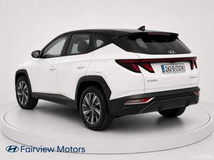 Hyundai Tucson HYBRID COMFORT PLUS ** VERY LOW KMS - Image 2