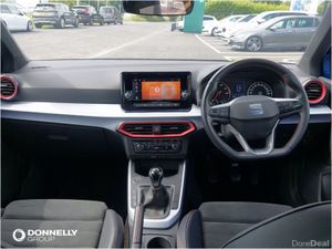 SEAT Arona Hatchback FR Edition - Image 4