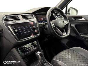 Volkswagen Tiguan Estate R-Line - Image 2
