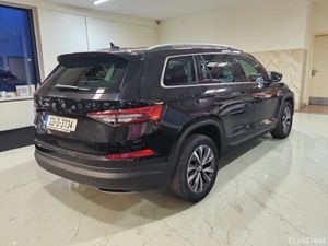 2022Skoda Kodiaq 2.0 TDI 150HP DSG Ambition 7 Seat - Image 2
