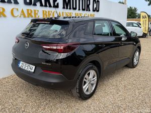 Opel Grandland X 1.5 130ps-dsl- Manual - Image 4