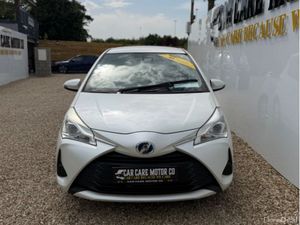 Toyota Yaris 2017 Yaris 1.2 Hybrid - Image 3
