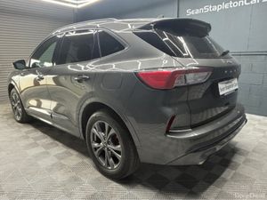Ford Kuga ST-LINE X - Image 3