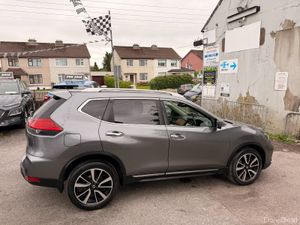 Nissan X-Trail 2018 Automatic massive spec - Image 2
