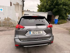 Nissan X-Trail 2018 Automatic massive spec - Image 4