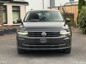 Stunning 231 Volkswagen Tiguan DSG! - Image 2
