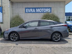 Toyota Prius TOURING SELECTION AUTOMATIC HYBRID 1. - Image 4