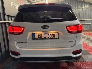 2019 Kia Sorento 2.2 K2 High-Spec Manual - Image 2