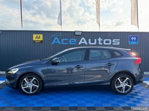Volvo V40 ***DEPSOIT TAKEN*** D4 MOMENTUM - 2.0L D - Image 4
