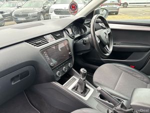 Skoda Octavia Soleil 1.6TDI 115HP - Image 3