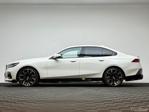 BMW 5-Series 550E M SPORT XDRIVE - Image 4