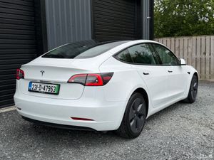 231 Tesla Model 3 RWD - Image 4