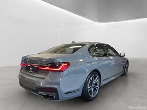 2021 BMW 7-Series 745 MSPORT - Image 4