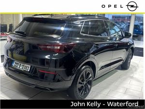 Opel Grandland SRi 1.2i 130PS 6 Speed - Image 4