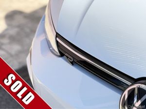 Volkswagen Golf 2.0 TDI R-LINE HIGH SPEC - Image 3