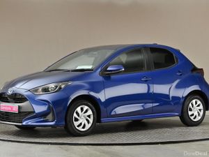 Toyota Yaris 1.5 HYBRID **REVERSE CAM**PARK SENSOR - Image 4