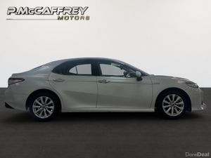 2019 Toyota Camry 2.5 Self Charging Hybrid - Image 4