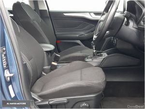 Ford Focus **TOP SPEC**TITANIUM**1.0T MHEV 125PS - Image 4