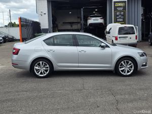 Skoda Octavia 1.0TSI Automatic - Image 4