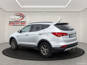 2013 Hyundai Santa Fe - 7 Seater - Low Mileage - Image 3