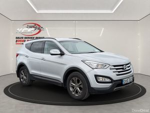 2013 Hyundai Santa Fe - 7 Seater - Low Mileage - Image 4