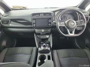 Nissan Leaf Leaf SV Premium 40 kWh + Cold Pack - Image 4