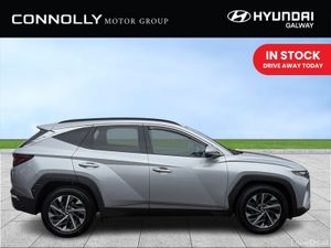 Hyundai Tucson 2WD Executive Plus - Image 4