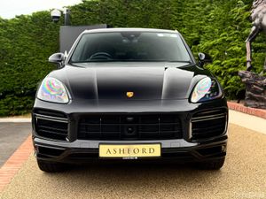 Cayenne Turbo S 670BHP ceramic brakes great spec - Image 2