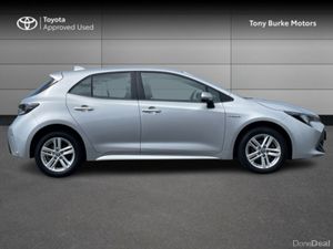 Toyota Corolla Hatchback 5dr Hybrid - Luna Edition - Image 3