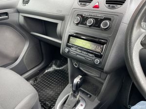 Volkswagen Caddy Maxi Life 1.6 TDI Wheel Chair Ass - Image 4