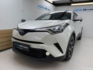 Toyota C-HR 1.8 SOL PLUS CVT PETROL HYBRID *TOP SP - Image 4