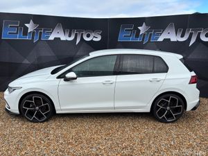 Volkswagen Golf TDI Style 150 HP Automatic 2023 - Image 2