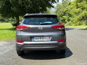 Hyundai Tucson 2016 Executive Huge Specs - Image 4