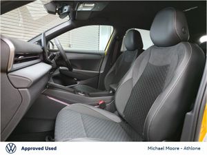 Volkswagen T-Roc R-LINE 1.5TSI 150HP MHEV - Image 3