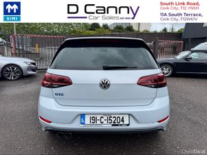 Volkswagen Golf 1.4 GTE Petrol Plug in hybrid - Image 3
