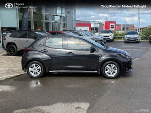 Toyota Yaris YARIS 1.0 LUNA - Image 3