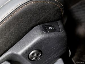 Peugeot 5008 GT-Line Premium 1.5 Diesel 130HP - Image 4
