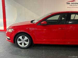 Skoda Octavia AMBITION 1.6 TDI 115HP 4DR - Image 4