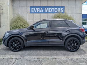 Volkswagen T-Roc STYLE AUTOMATIC 1.5 PETROL //LOW - Image 4