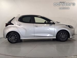 Toyota Yaris 1.5 - Image 2