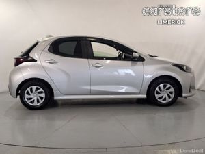 Toyota Aqua 1.5 - Image 2