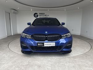 BMW 3-Series 2022 - Image 2